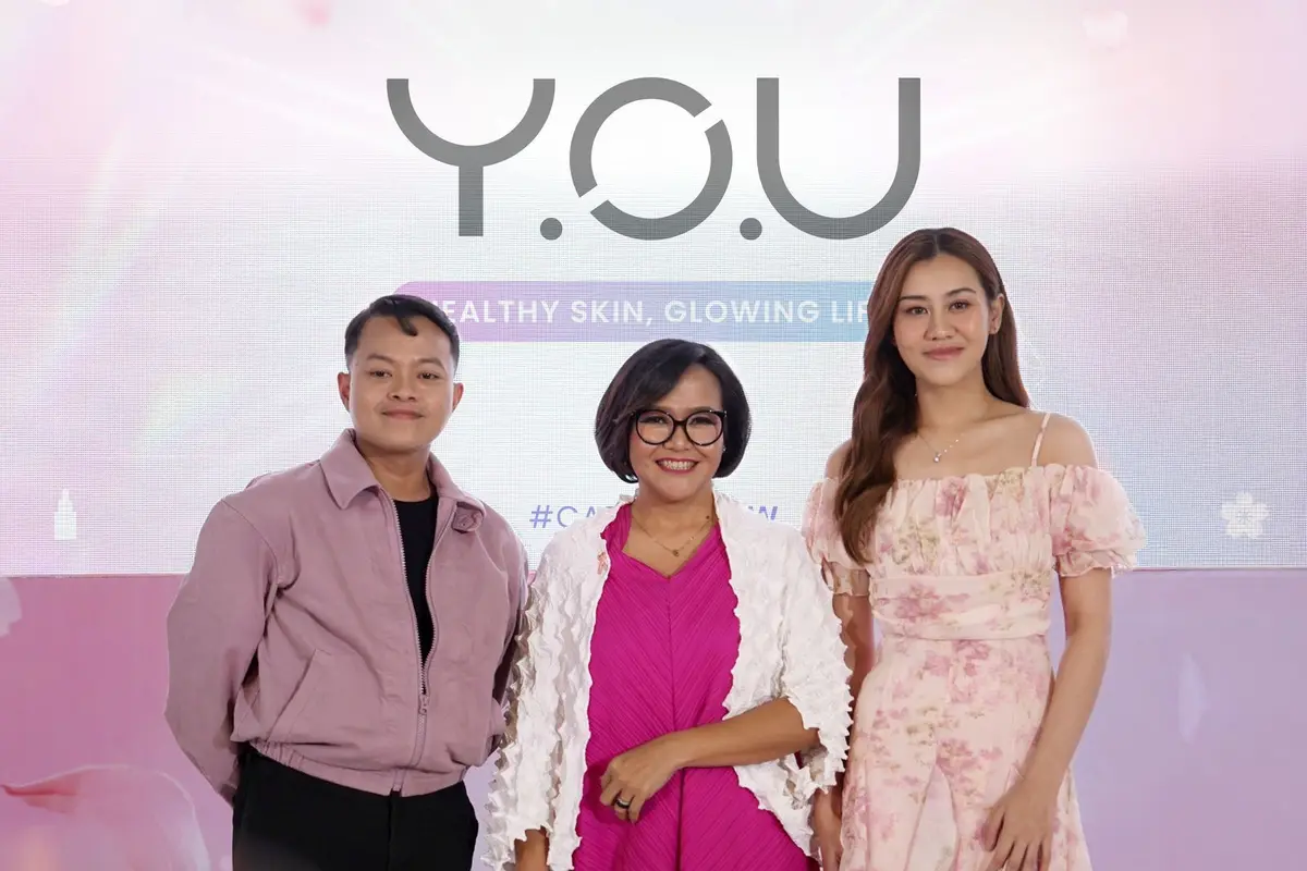 (Kiri-kanan) Arkanda Saecario Wicaksono, Product Marketing Manager Y.O.Uc, Dede Gracia, Ketua Yayasan LovePink Indonesia dan Aaliyah Massaid