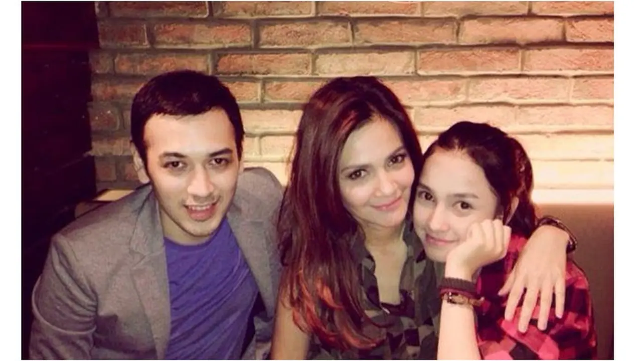 Foto Kebersamaan Cut Tari dan Richard Kevin (sumber: twitter.com/icontalentmgmt/therichardkevin)