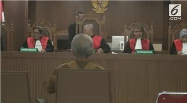 Mantan Direktur Jenderal Perhubungan Laut (Dirjen Hubla) Kementerian Perhubungan (Hubla) Antonius Tonny Budiono divonis 5 tahun penjara dan denda Rp 300 juta subsider 3 bulan kurungan.