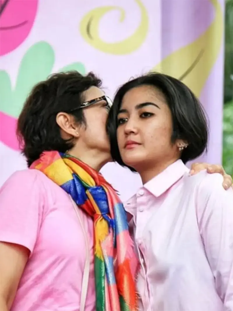 [Fimela] Nurul Arifin dan Maura Magnalia