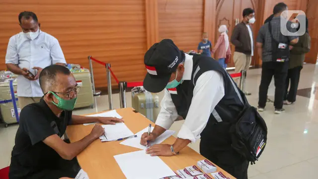 828 Petugas Panitia Penyelenggara Ibadah Haji Diberangkatkan