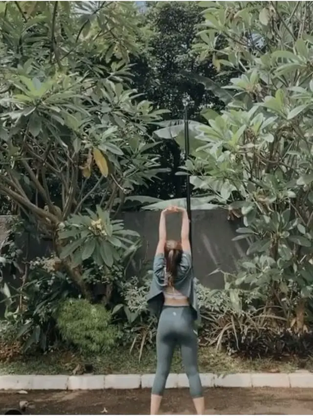 Akui Tak Malu Idap Skoliosis, Ini 6 Potret Jessica Mila saat Olahraga