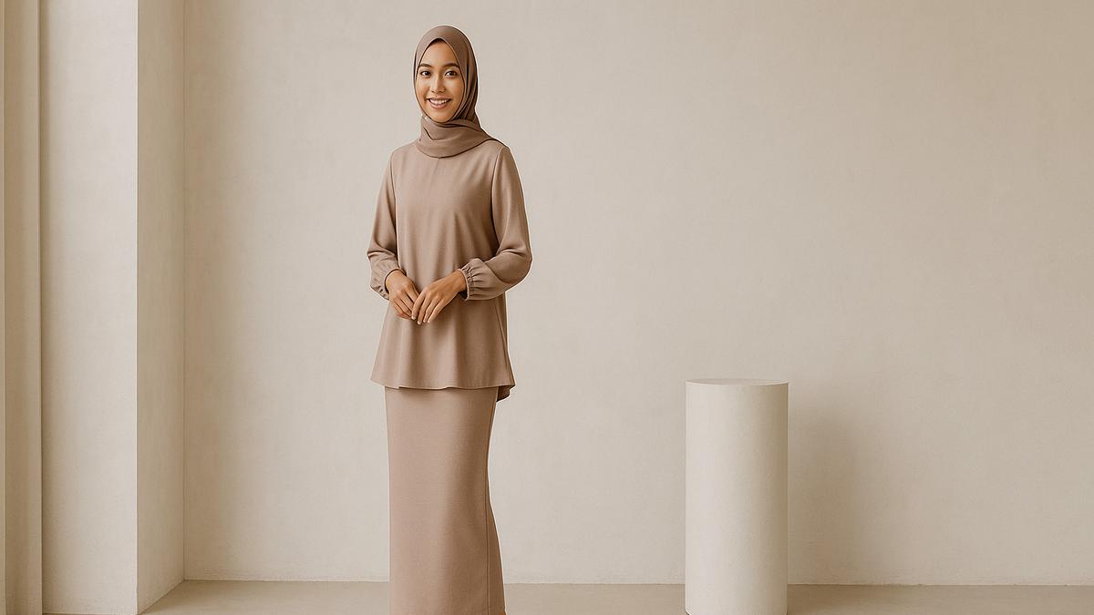 7 Model Setelan Blouse Panjang dan Rok Span 2025, Bikin Penggunanya Terlihat Slim dan Anggun
