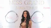 Diana Putri jadi desainer asal Surabaya yang bawa nama Indonesia di fashion internasional. (Sumber: Instagram/@dianamputri)
