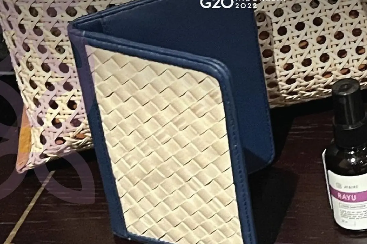 Dompet Duanyam