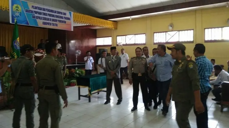 Wabup Nyaris Tonjok Bupati Tolitoli di Tengah Pelantikan Pejabat