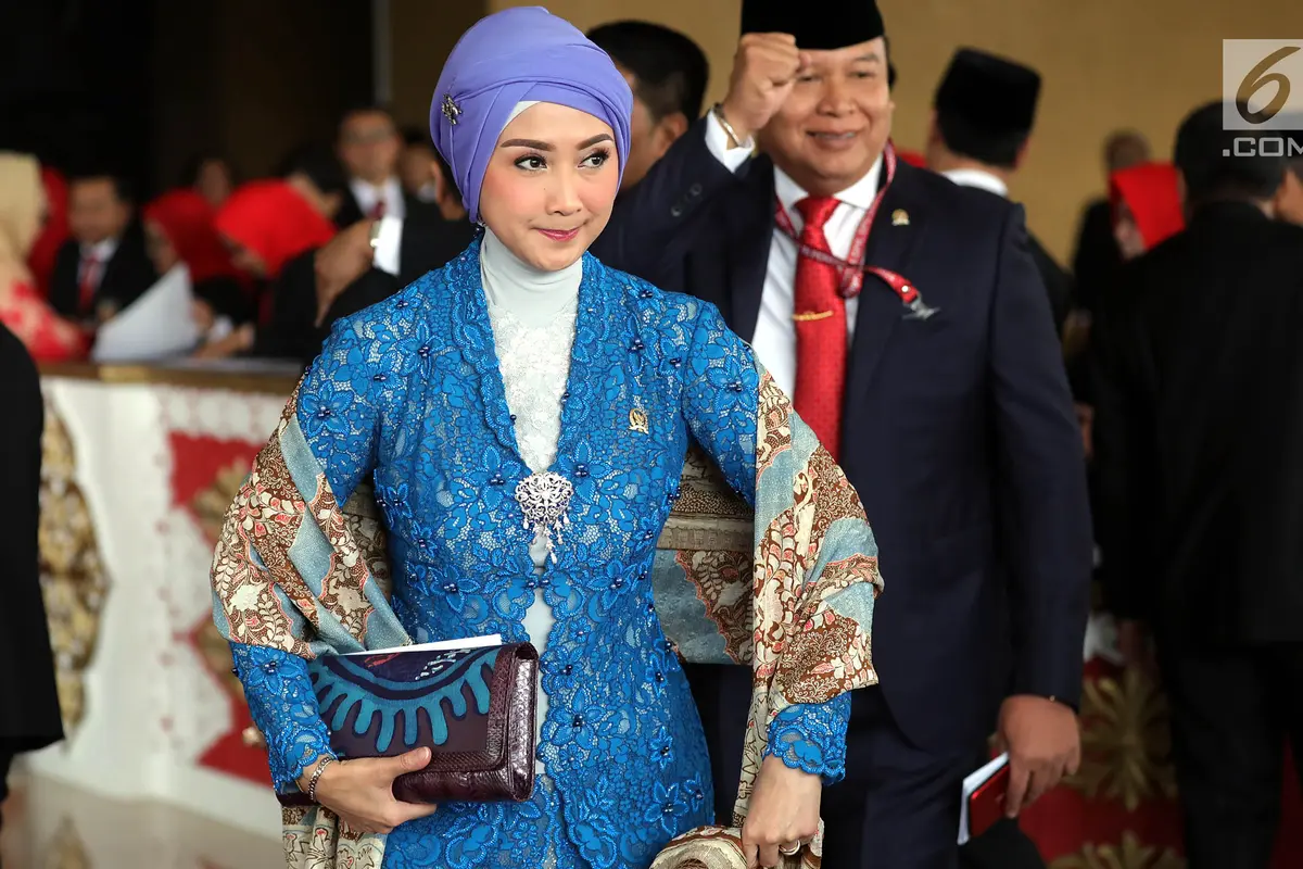 Desy Ratnasari