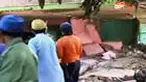 Seluruh pelayanan masyarakat puskesmas, sekolah, hingga kantor desa nyaris lumpuh. Saat ini bangunan yang rusak dirobohkan secara bergotong royong. 