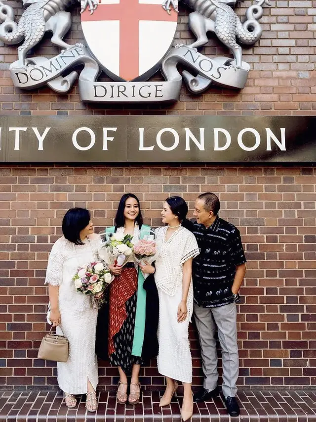 Gaya Fashionable Maudy Ayunda dan Sang Adik yang Sama-Sama Memesona dan Cerdas/dok.Instagram