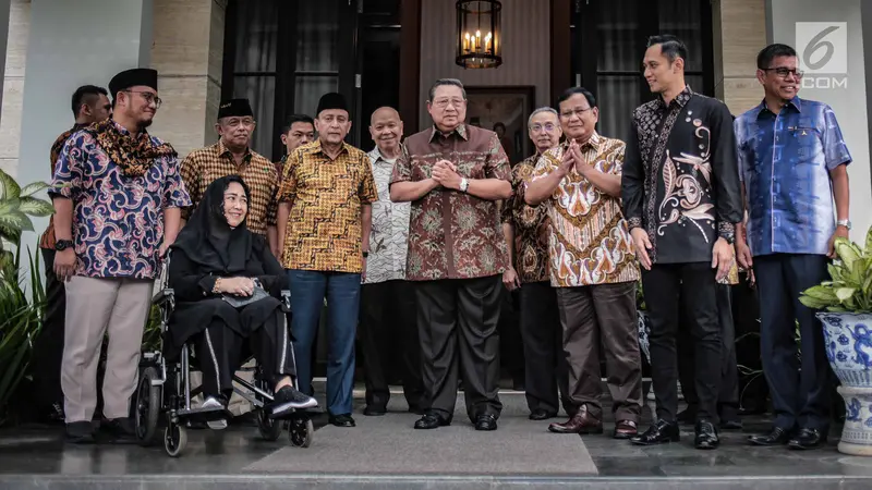 Bakal calon presiden (capres) Prabowo Subianto dinilai tetap menarasikan keberlanjutan pembangunan Kabinet Indonesia Maju (KIM) meski telah didukung oleh Partai Demokrat.