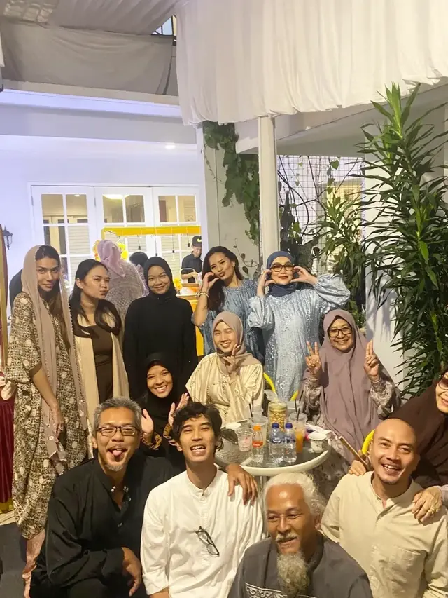 Potret Ruang Keluarga di Rumah Reza Artamevia (Foto: Instagram @rezaartameviaofficial)