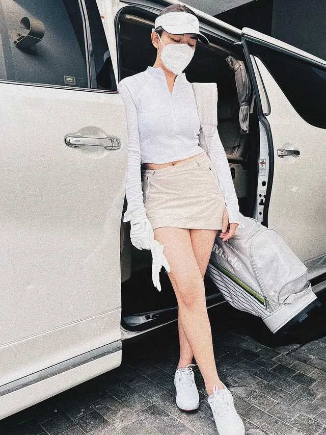 Gaya Amanda Manopo Saat Berolahraga (foto: instagram/@amandamanopo)