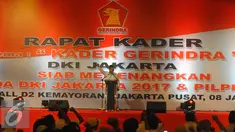 Ketua Umum DPP Partai Gerindra Prabowo Subianto memberikan sambutan saat rapat akbar kader di Jakarta, Minggu (8/1). Rapat Kader tersebut bertema "Kader Gerindra Siap Memenangkan Pilkada DKI Jakarta 2017 dan Pilpres 2019". (Liputan6.com/Angga Yuniar)
