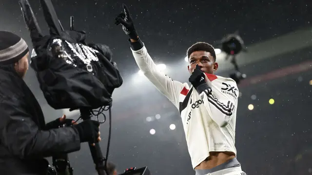 Foto: Momen Gol Amad Diallo yang Gagalkan Kemenangan Kandang Liverpool di Liga Inggris