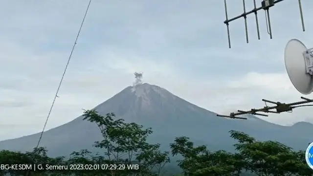 Ilustrasi Erupsi Gunung Semeru (Istimewa)