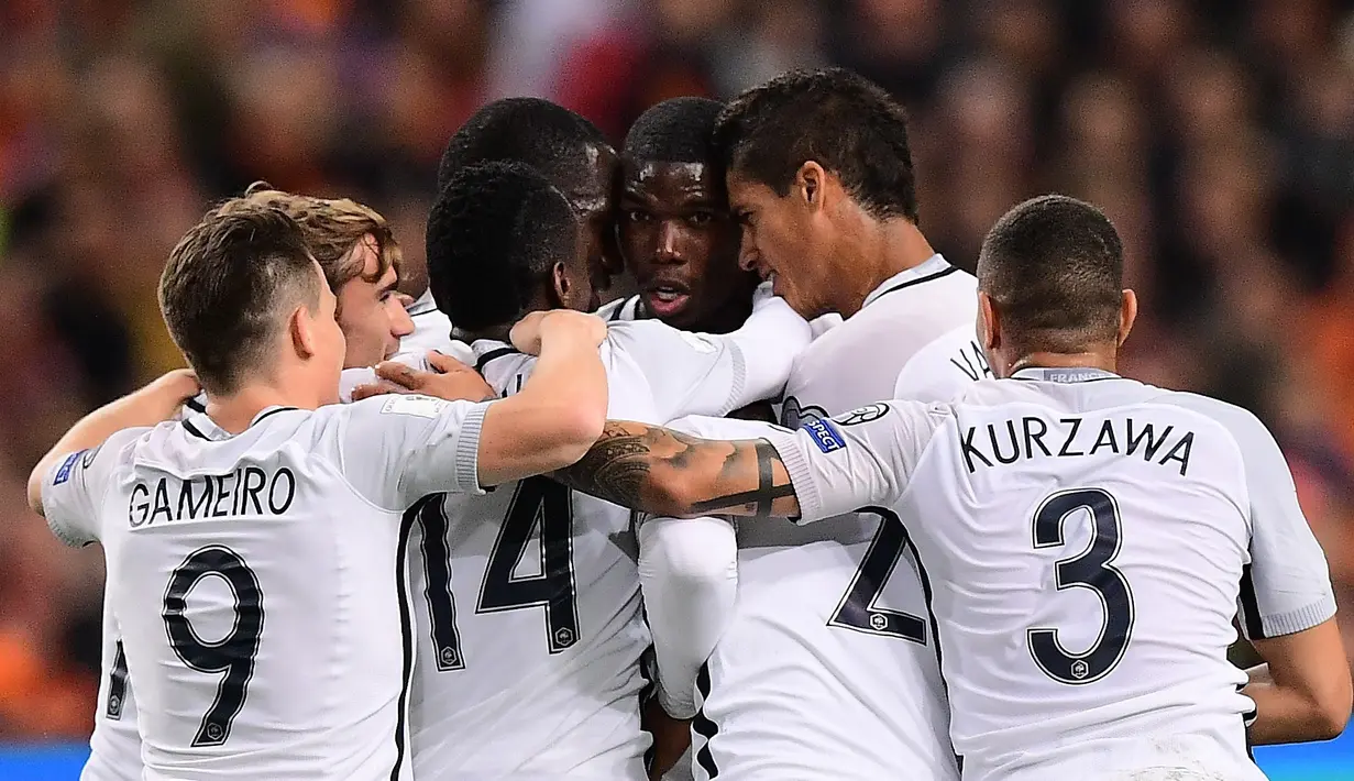 Paul Pogba menjadi penentu kemenangan 1-0 Prancis atas Belanda pada pertandingan lanjutan Grup A Kualifikasi Piala Dunia 2018 zona Eropa, di Amsterdam ArenA, Selasa (11/10/2016) dini hari WIB. (AFP/Emmanuel Dunand)
