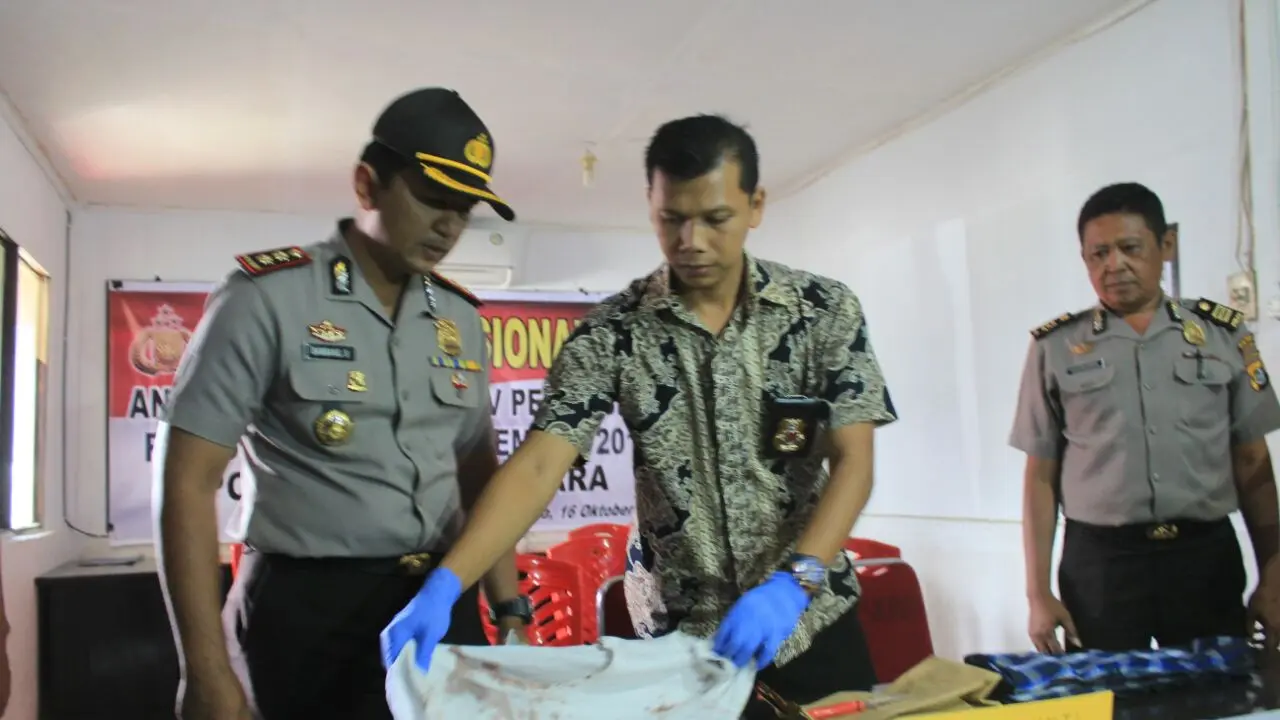 Misteri SMS Pembawa Prahara Rumah Tangga Ketua DPRD Kolaka Utara
