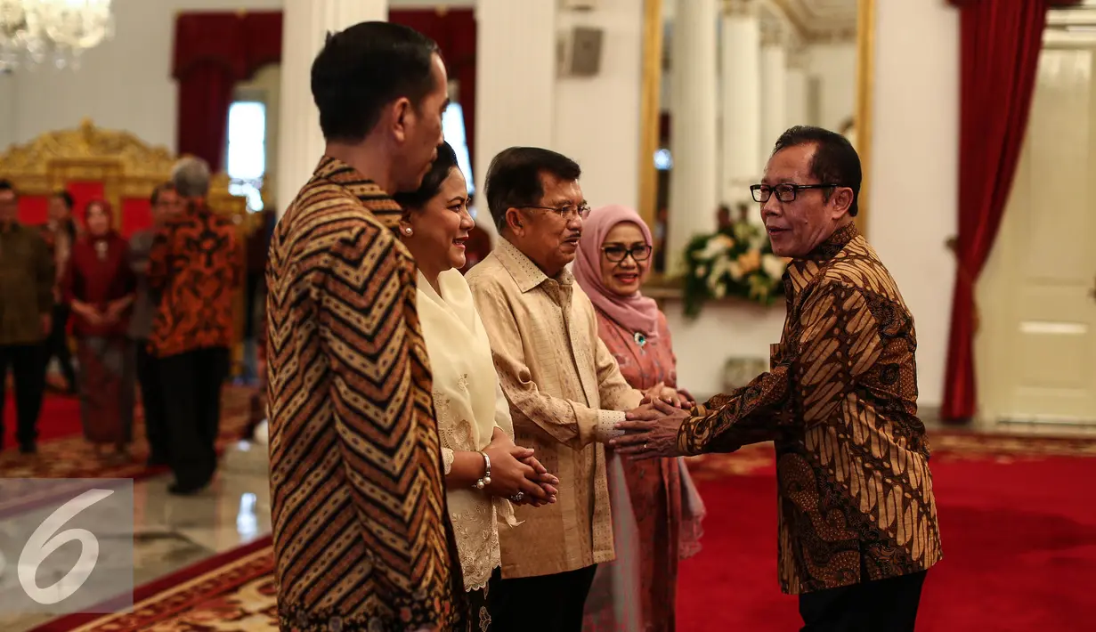 Kepala Badan Intelejen Negara (BIN) Sutiyoso hadir Silaturahmi Idul Fitri 1437 H di Istana Negara, Jakarta, Senin (11/7). (Liputan6.com/Faizal Fanani)