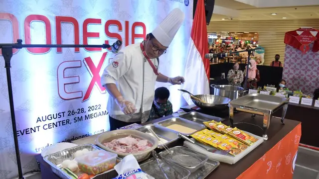 Demo Masak Indonesia Expo di Manila.