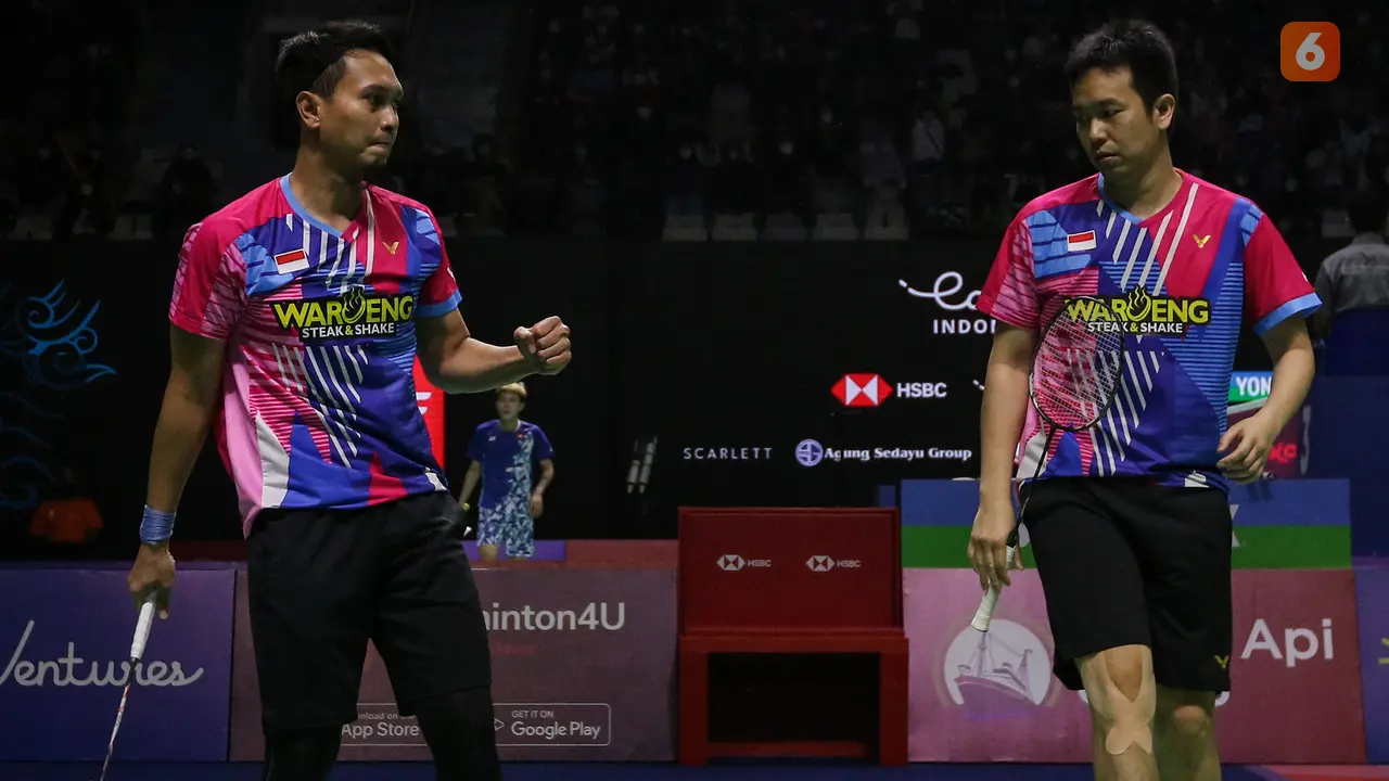 Foto: Mohammad Ahsan / Hendra Setiawan dan Gregoria Mariska Tunjung Tumbang di Babak Pertama Indonesia Open 2022