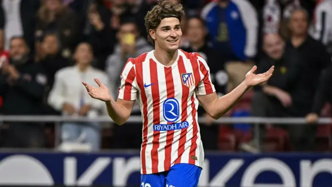 Hat-trick Alvarez Hancurkan Rayo Vallecano di Metropolitano