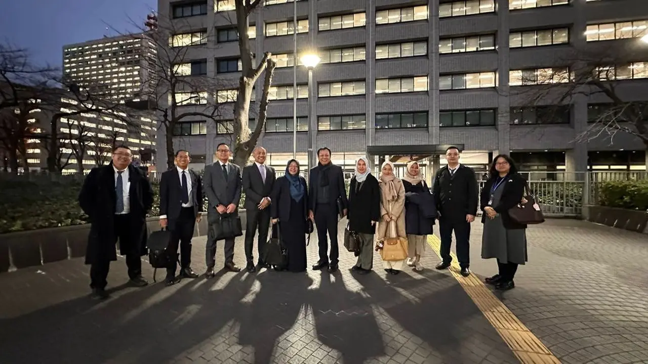 Ketua Kelompok Ahli Satgas AZEC sekaligus Ketua Delegasi Indonesia Raden Pardede menghadiri Asia Zero Emission Community-Expert Group Meeting ke-9 (AZEC-EGM). (Dok Kemenko Perekonomian)