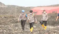 Delapan Titik Api di TPA Jatiwaringin Padam, 334 Warga Terkena ISPA
