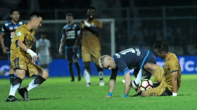 Arema vs Persib