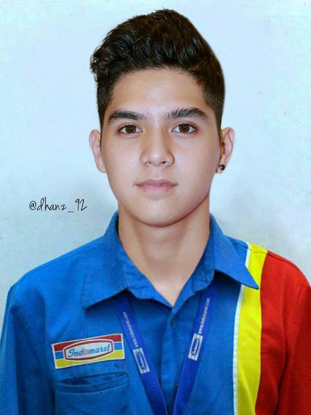 6 Editan Foto Aktor Hits Indonesia Jadi Pegawai Minimarket Ini Bikin Ngakak