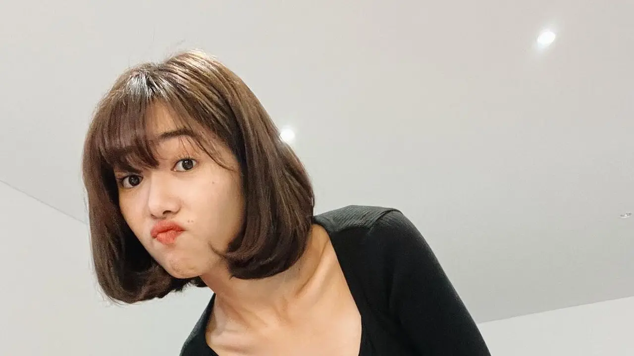 Gaya Rambut Terbaru Isyana Sarasvati