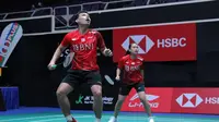 Ganda campuran Indonesia, Rinov Rivaldy/Pitha Haningtyas Mentari, tampil pada babak pertama Singapore Open 2022, Rabu (13/7/2022). (PBSI)