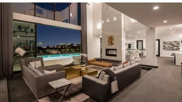 [Bintang] Rumah John Legend