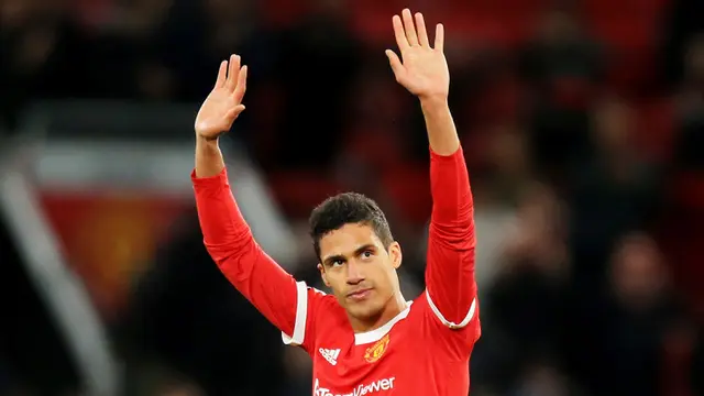 Bek Tengah: Raphael Varane