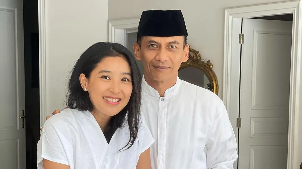 Olivia Zalianty dan keluarga (instagram/oliviazalianty)