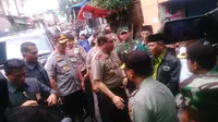 Wakapolri Komjen Syafruddin Kunjungi Korban Banjir Jakarta