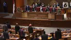 Ketua DPR Puan Maharani (tengah) bersama Wakil Ketua DPR Rahmad Gobel, Azis Syamsuddin, Sufmi Dasco Ahmad dan Muhaimin Iskandar memimpin Rapat Paripurna Pembukaan Masa Persidangan IV Tahun Sidang 2020-2021 di Kompleks Parlemen, Senayan, Jakarta, Senin (8/3/2021). (Liputan6.com/Angga Yuniar)