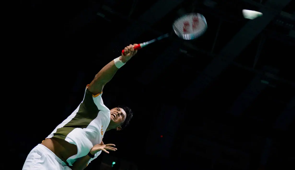 Di semifinal Korea Open 2025, Alwi Farhan akan menantang Jonatan Christie. (ANTHONY WALLACE/AFP)