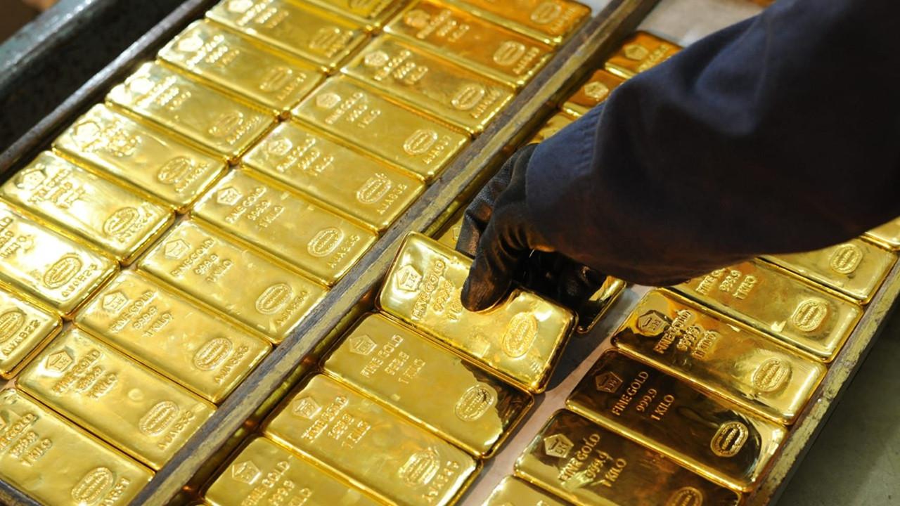 Ilustrasi Emas Logam Mulia