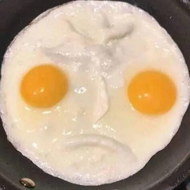 6 Potret Telur Saat Dimasak Ini Bentuknya Jadi Nyeleneh, Bikin Tepuk Jidat