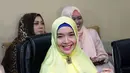 "Kebetulan wanita Bandung ini mencuat, banyak yang bilang kalau beliau punya istri di Bandung. Dan saya dengar dari orang terdekat beliau kalau perempuan di Bandung memang ada dan keluarga beliau tahu," jelas Rima Idris. (Nurwahyunan/Bintang.com)