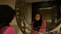 Terry Fatiah Kaget Bangun Tidur Ada Pria di Sampingnya