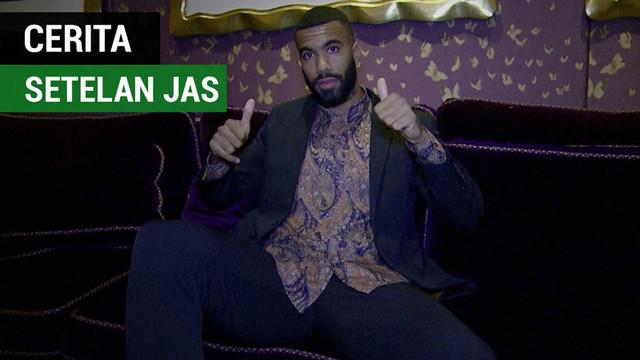 Berita video cerita pencetak gol terbanyak Liga 1 2017, Sylvano Comvalius, dan para pesepak bola nasional tentang jas yang dipakai dalam acara penganugerahan liga.