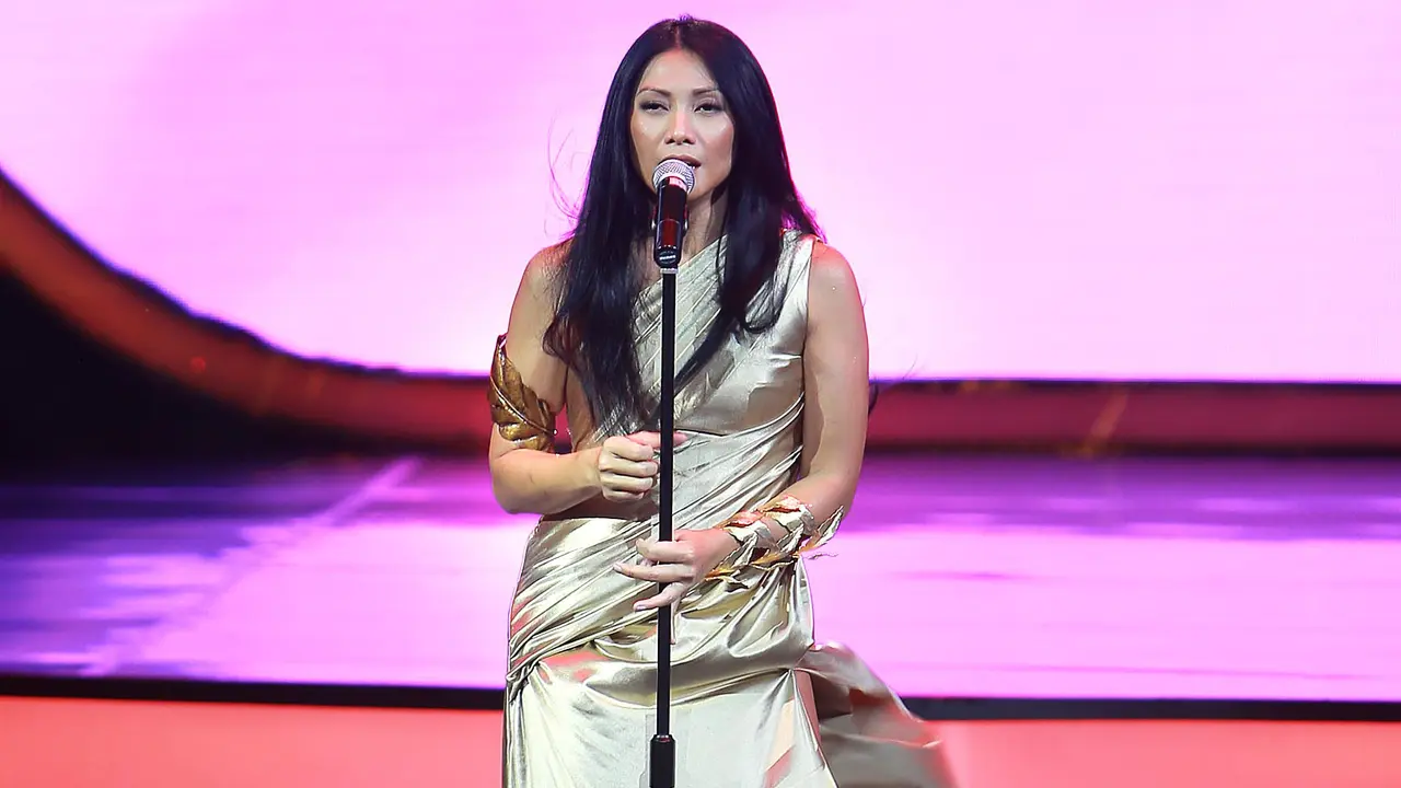 [Bintang] Anggun C. Sasmi