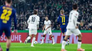 Bek Borussia Monchengladbach, Kevin Diks, dalam pertandingan melawan Leipzig di Borussia-Park, Sabtu (29-11-2025) kedini hari WIB, pada pekan ke-12 Bundesliga 2025/26. (Dok.borussia.com)