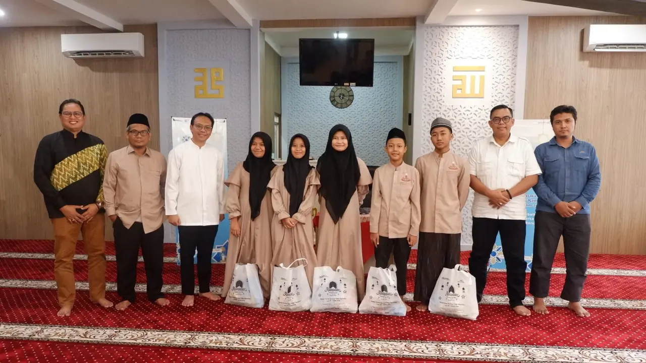 PT Kimia Farma Tbk (KAEF)