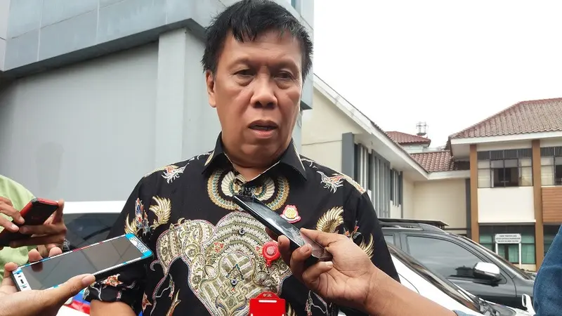 Asisten Pidana Khusus Kejati Sulsel, Fentje E Loway tegaskan pihaknya kejar tersangka baru dalam dugaan korupsi pengadaan 1 juta bibit kopi di Mamasa, Sulbar (Liputan6.com/ Eka Hakim)