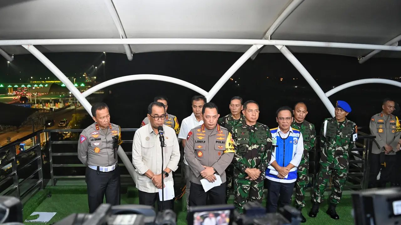 Menteri Perhubungan (Menhub) Budi Karya Sumadi melakukan evaluasi dan menyampaikan sejumlah hal terkait kondisi arus mudik pada masa angkutan Lebaran 2024