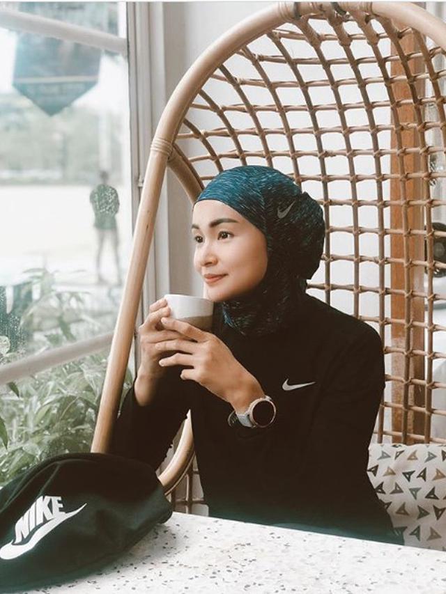 Mengintip OOTD  Keren Soraya Larasati Saat Olahraga  yang 