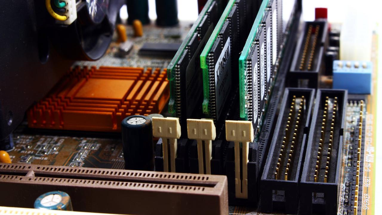 Kerusakan Komponen LCD