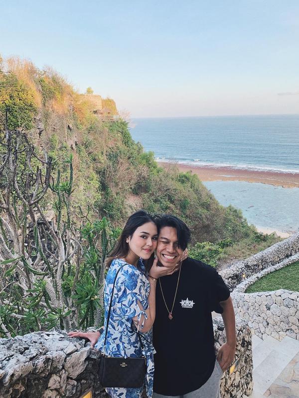 Move on dari Awkarin, Gaga kini punya kekasih baru, Laura. (Sumber: Instagram/@edlnlaura)